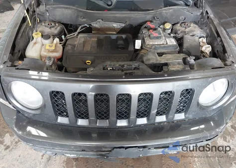 2016 Jeep Patriot Latitude из США, поврежденный, VIN 1C4NJRFB1GD596397